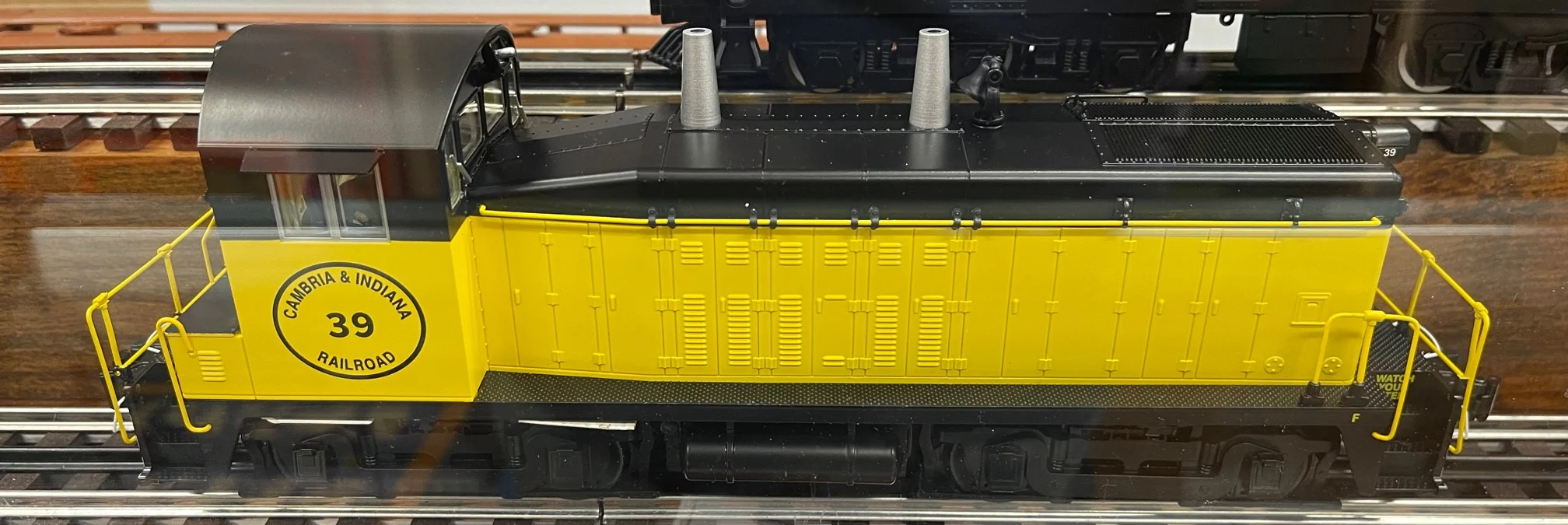 Lionel 2233880 Emery Exclusive Cambria & Indiana C&IRR Legacy SW1200 #39 Built to Order Limited - Image 3