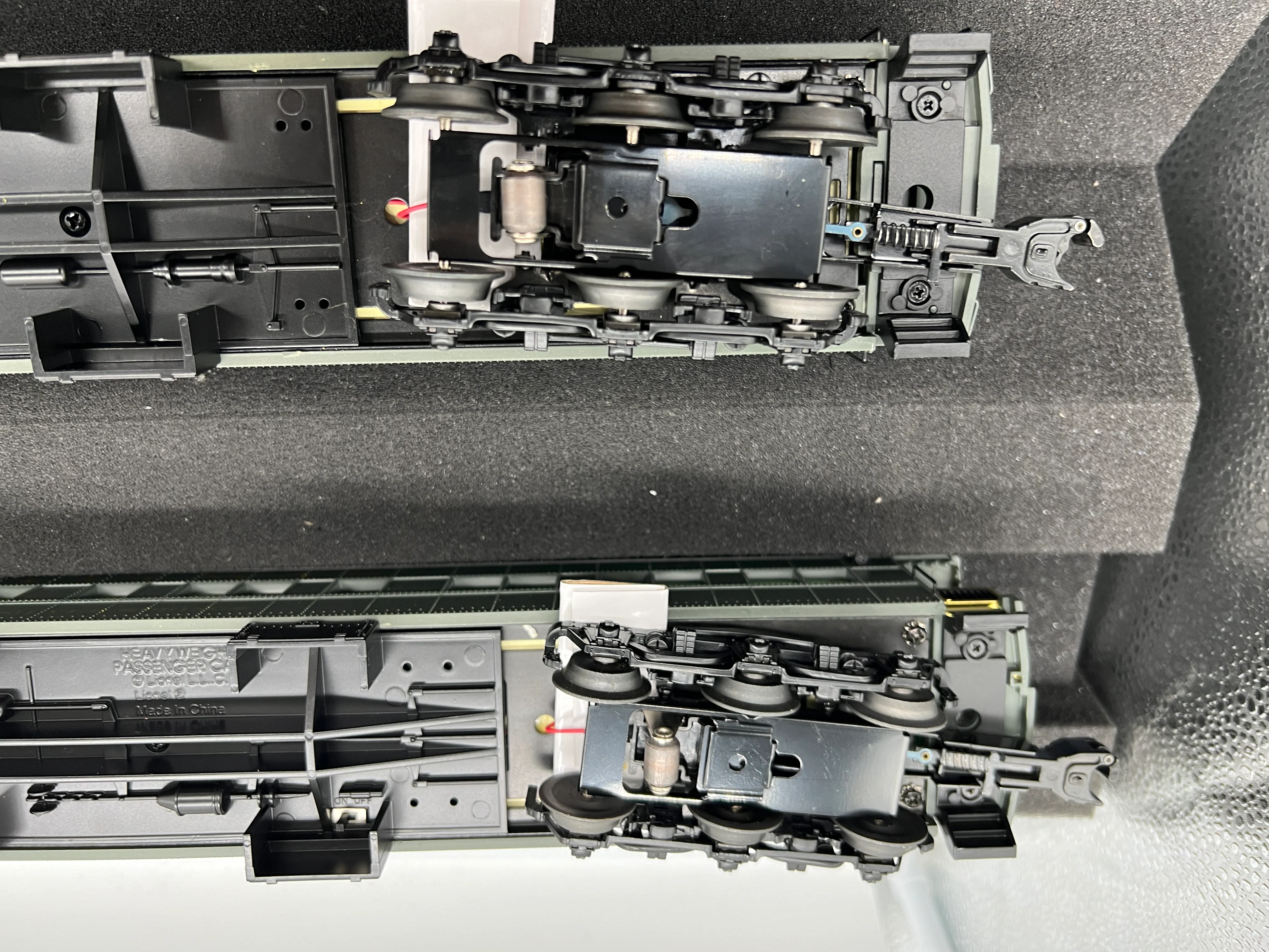 Lionel 6-25503, 6-25504, 6-25505 Santa Fe ATSF Heavyweight Passenger Car Set (Set of 7 18" Cars) California Limited O Scale Like New - Image 17