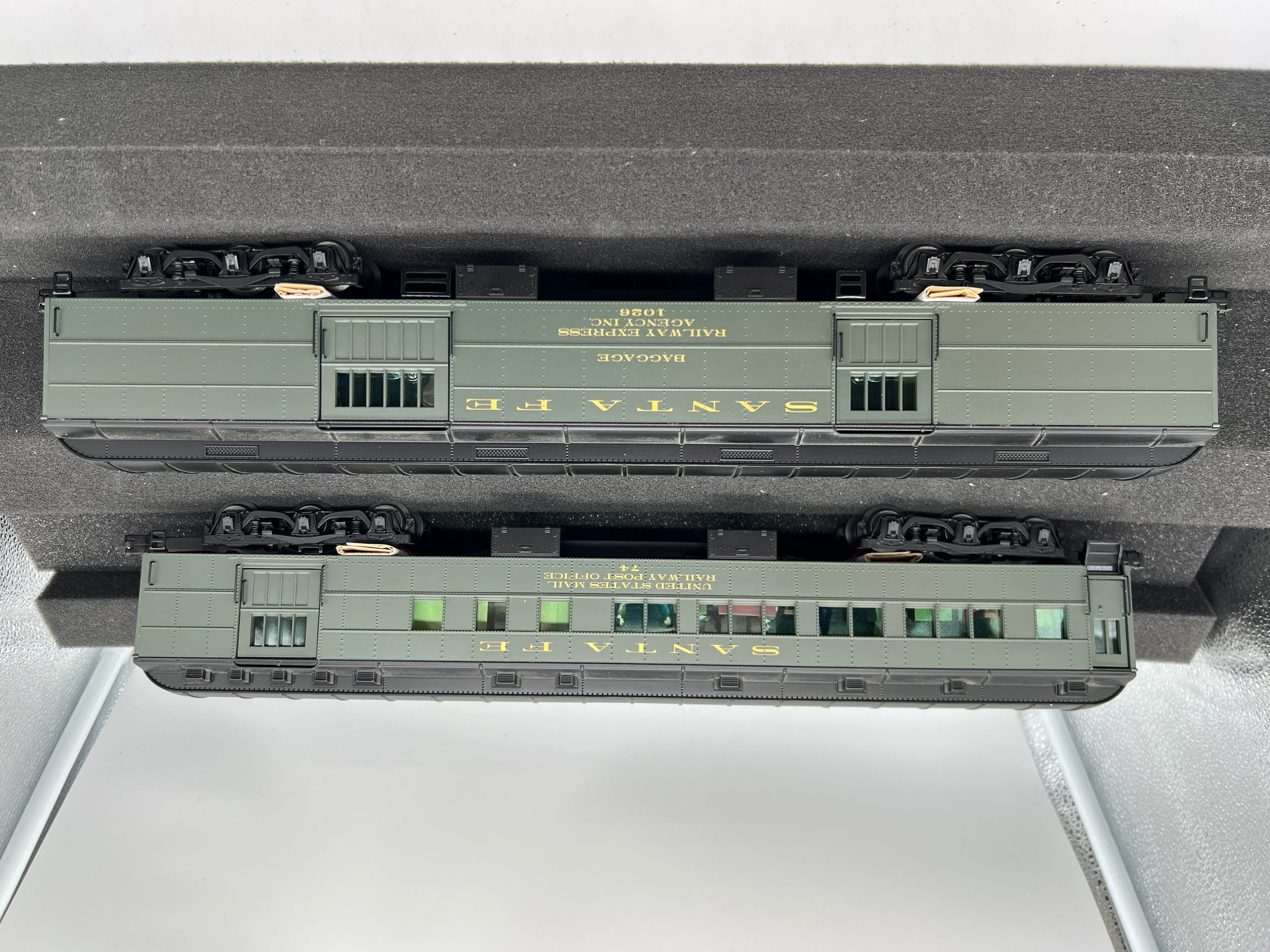 Lionel 6-25503, 6-25504, 6-25505 Santa Fe ATSF Heavyweight Passenger Car Set (Set of 7 18" Cars) California Limited O Scale Like New - Image 19