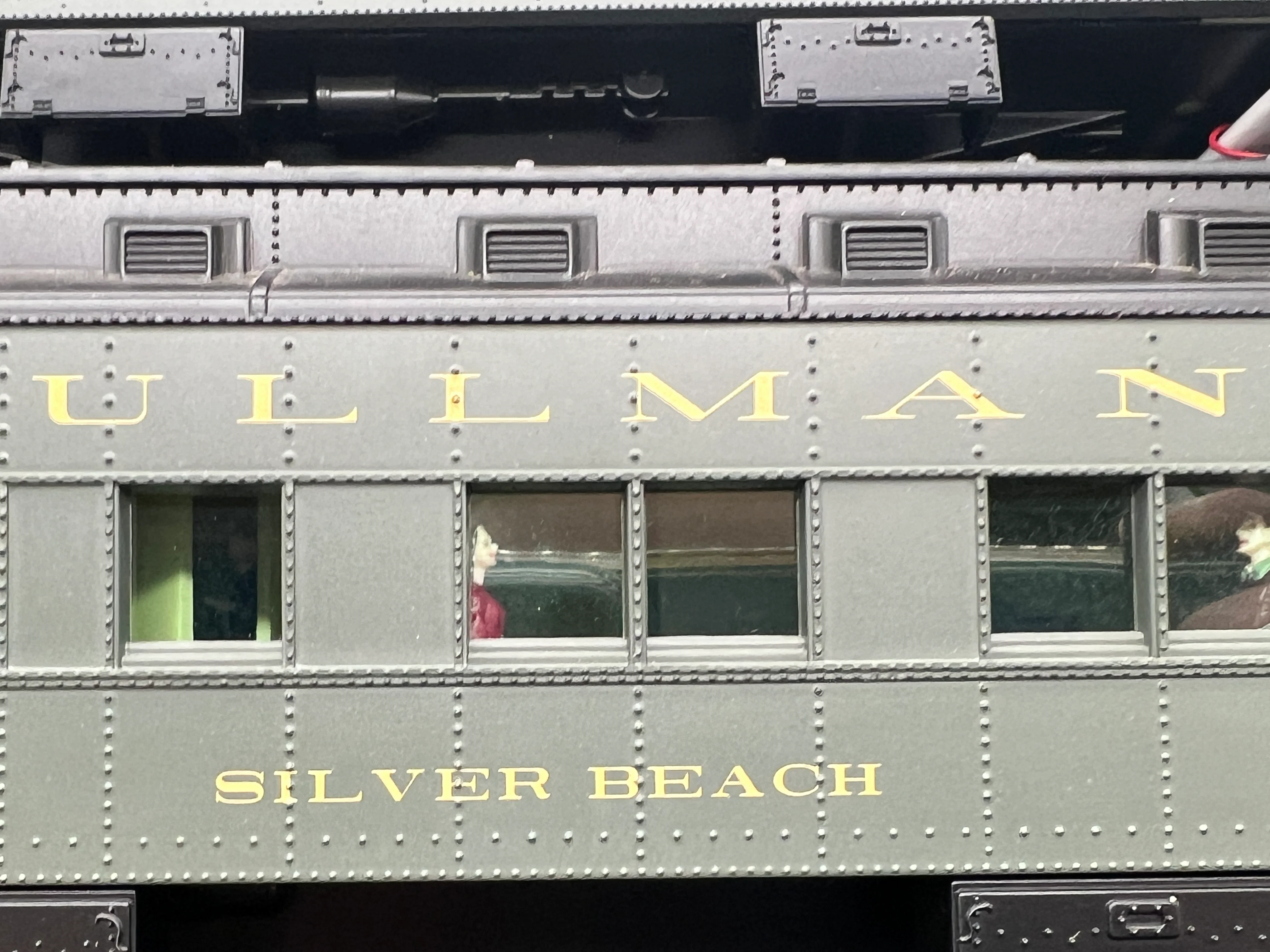 Lionel 6-25503, 6-25504, 6-25505 Santa Fe ATSF Heavyweight Passenger Car Set (Set of 7 18" Cars) California Limited O Scale Like New - Image 4