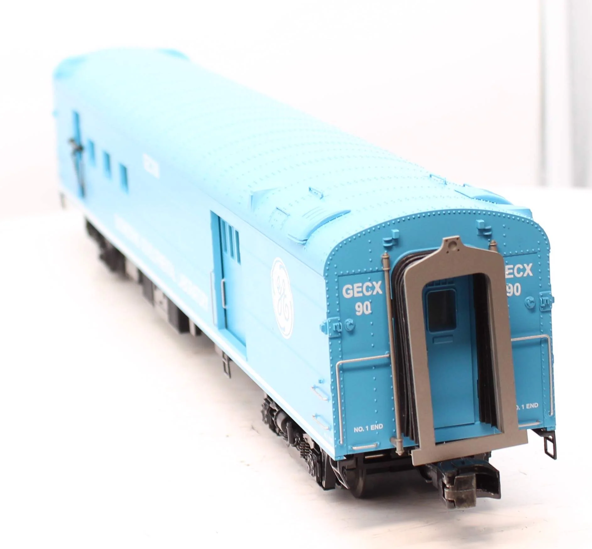 MTH 20-2986A GE Evolution 70' Streamline RPO Passenger Car Premier O Scale Like New limited - Image 3