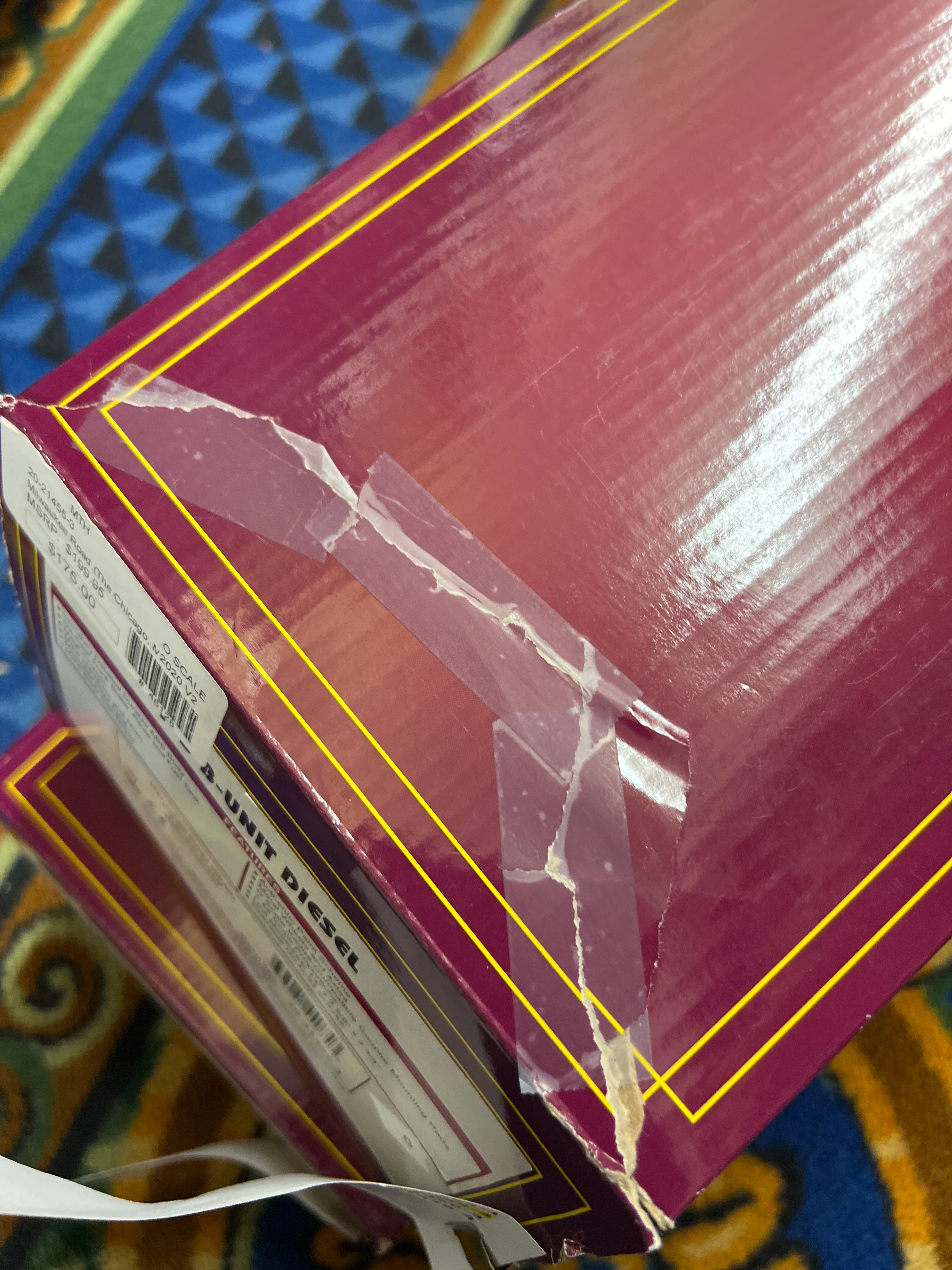 MTH Premier 20-21455-1 Milwaukee Road F-3 A Unit Diesel Engine sold with 20-21455-3 B Non Powered Engine, 20-21456-3 Non Powered B Engine, and  20-21456-4 Non Powered A Engine O Scale new - Image 8