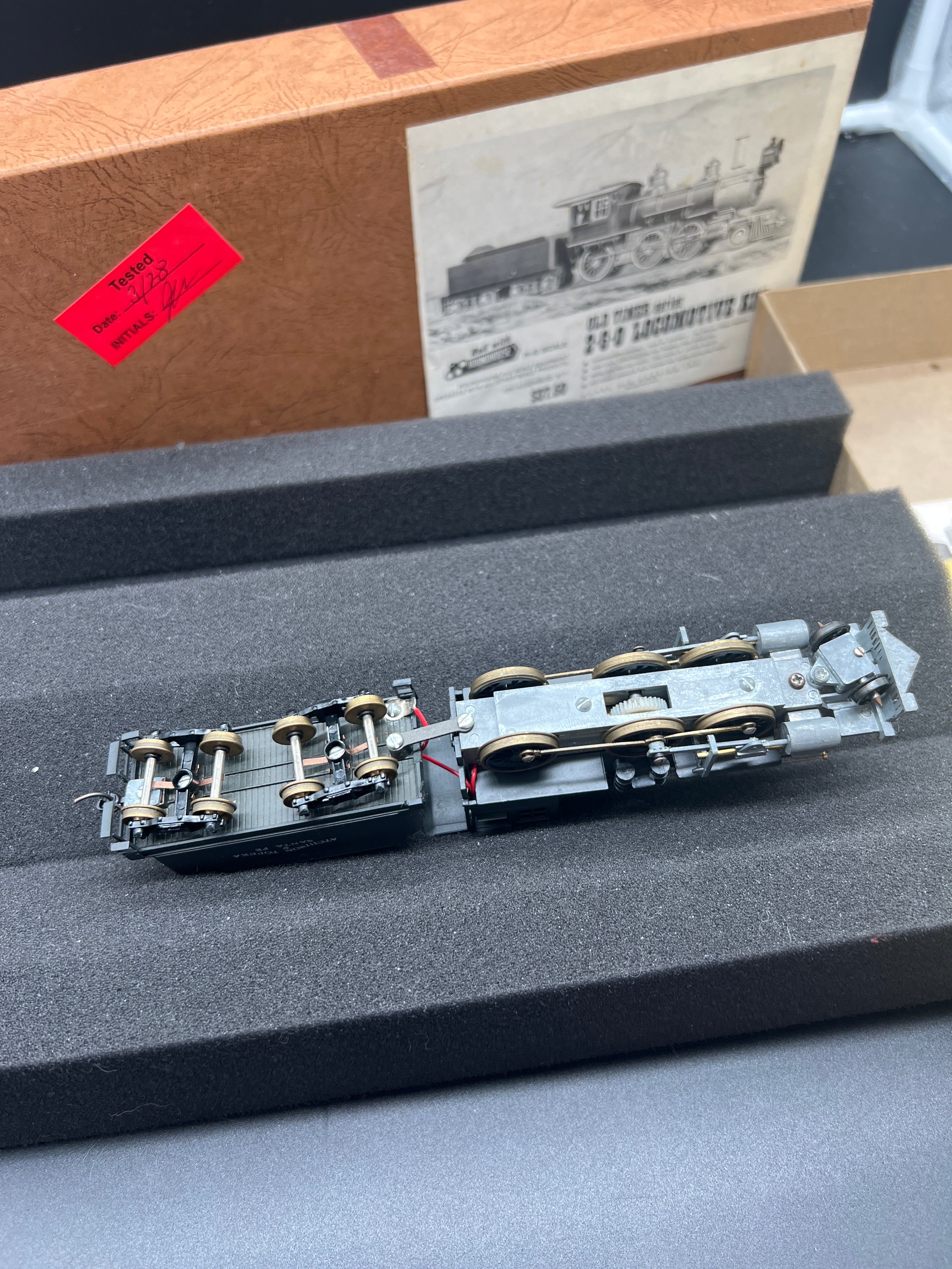 Roundhouse Old Timer Series 494 Santa Fe ATSF 2-6-0 Mogul Steam Engine Assembled HO SCALE VG - Image 6